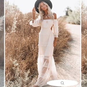 Vici Doll PORSHA OFF THE SHOULDER TIERED CUTOUT MAXI DRESS